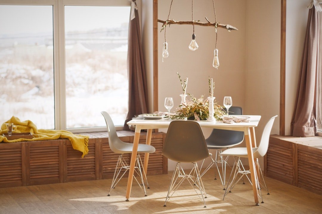 Essential Furniture You Need for a Chic, Stylish Dining Room Setup
