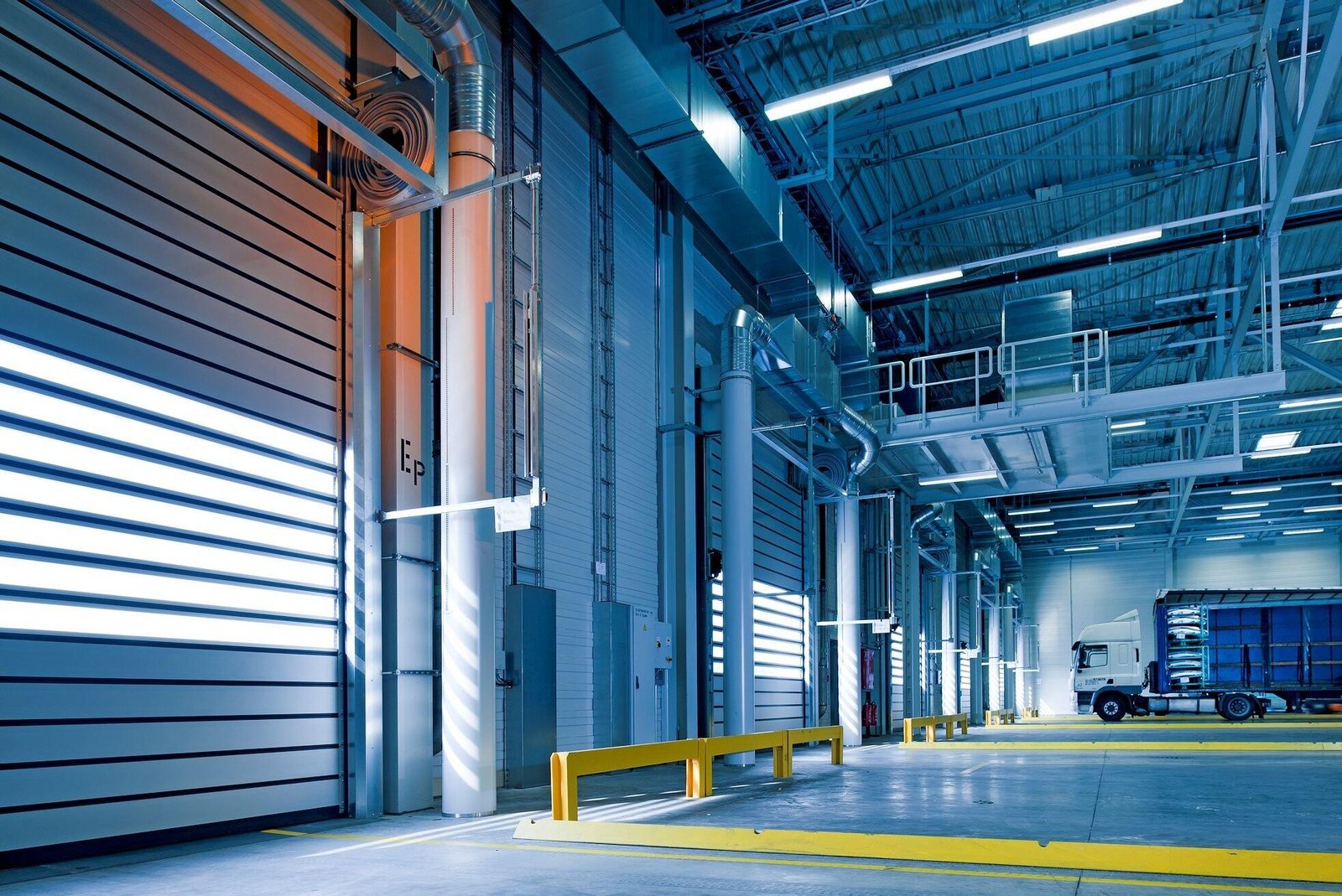 List of Safety Features for Industrial and Commercial Garage Doors